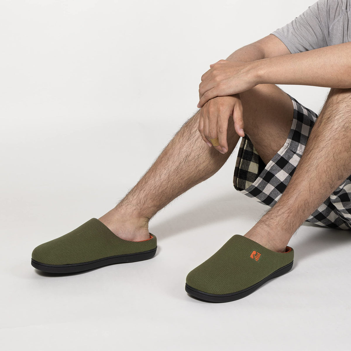 RockDove Men's Original Two-Tone Memory Foam Slipper