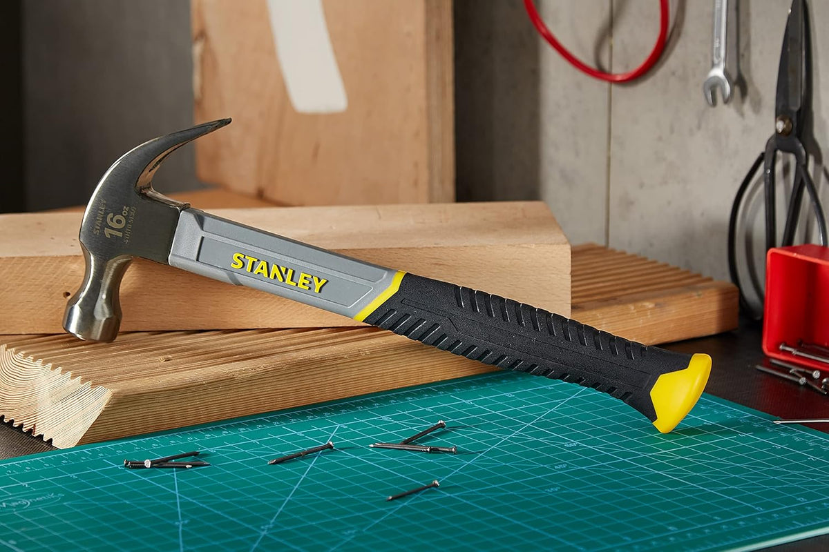 STANLEY 450g Curve-Claw Fibreglass Hammer, STHT0-51309