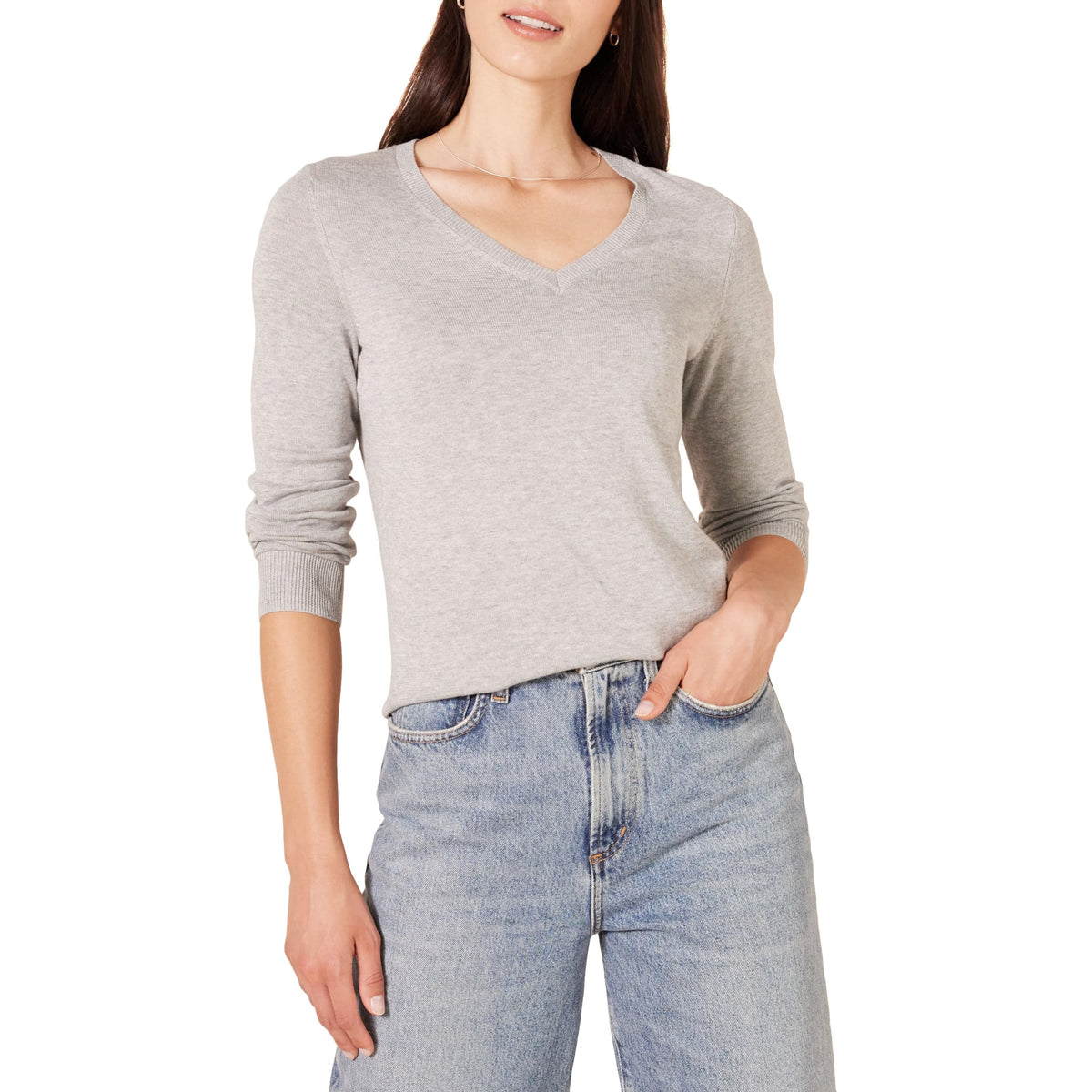 Amazon Essentials Women's Regular-Fit Lightweight Long-Sleeve V-Neck Jumper