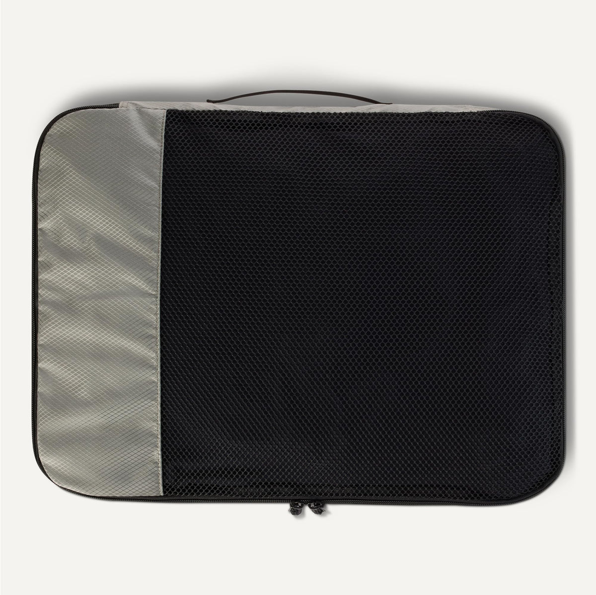 Amazon Essentials 4-Piece Packing Cubes Travel Accessories Set, Luggage Organiser with Double Zip, Mesh Top, 100% Polyester, Medium, Black (Previously Amazon Basics)
