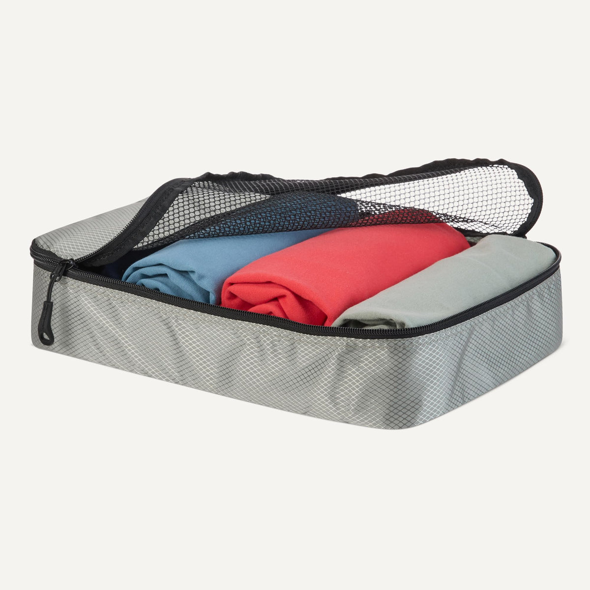 Amazon Essentials 4-Piece Packing Cubes Travel Accessories Set, Luggage Organiser with Double Zip, Mesh Top, 100% Polyester, Medium, Black (Previously Amazon Basics)
