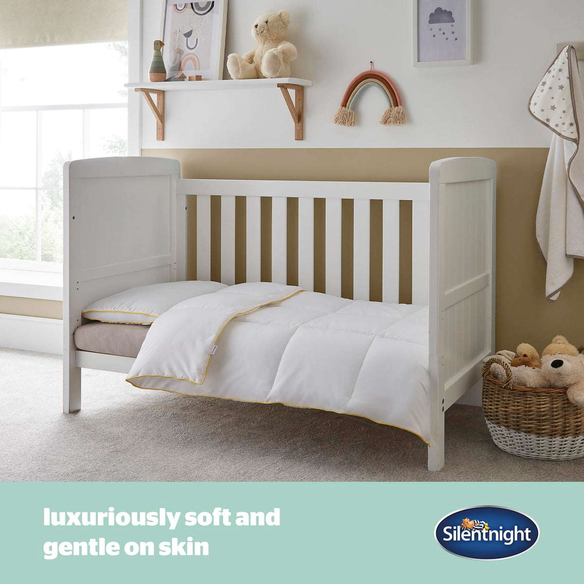 Silentnight Safe Nights Cot Bed Duvet 4 Tog – Anti Allergy Lightweight Soft Snug Nursery Quilt for Children, Kids, Toddlers – Hypoallergenic and Machine Washable – 150x120cm