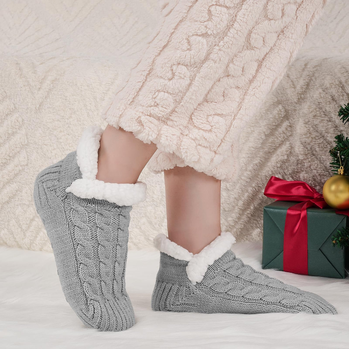 Niorasen Fluffy Slipper Socks Women Men, Winter Gift for Her, UK 4-9