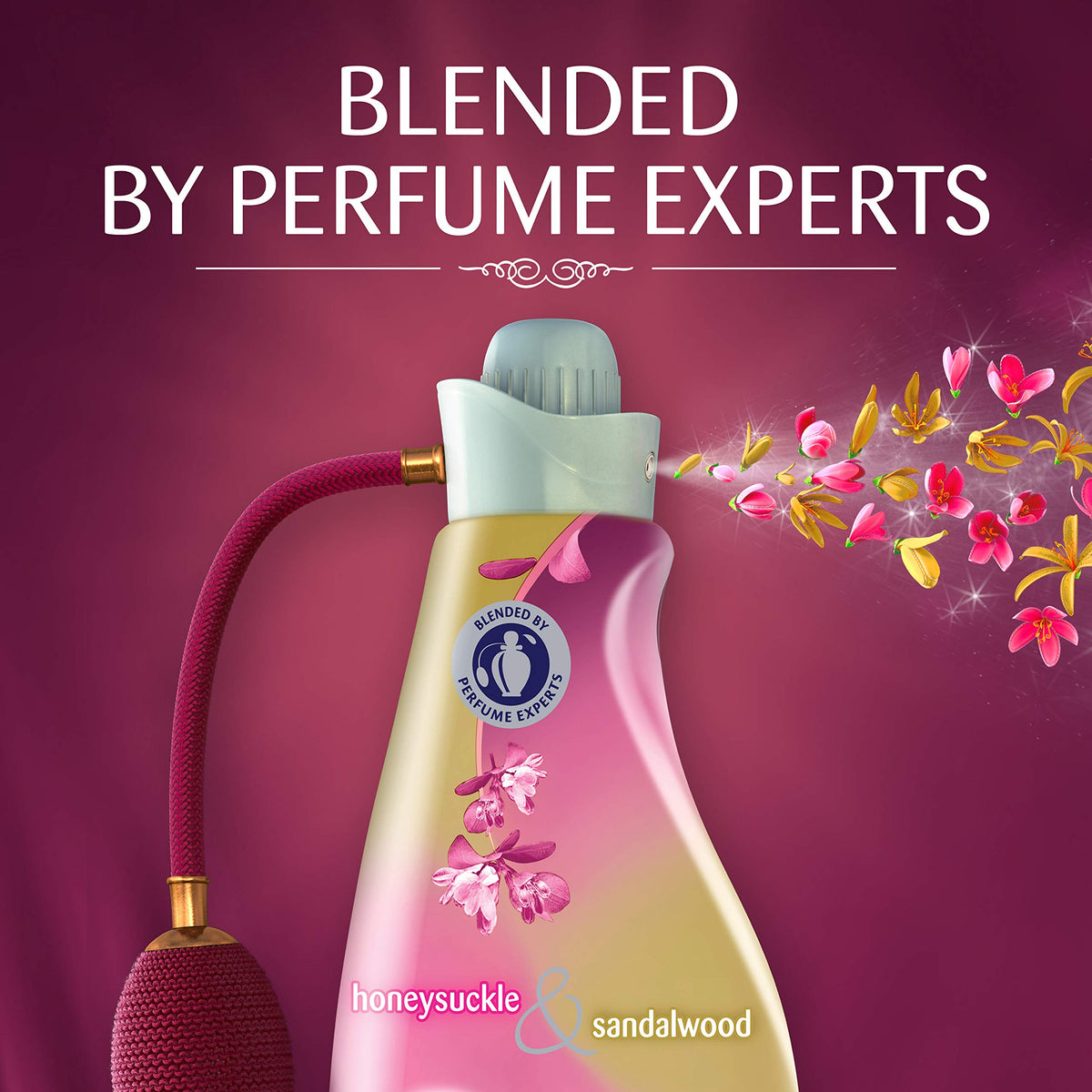 Comfort Perfume Creations Passion Bloom Fabric Conditioner Motion-Activated Fragrance Technology 100 Days of Freshness 30 washes (900 ml)