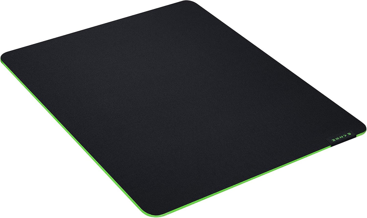 Razer Gigantus V2 Large - Soft Large Gaming Mouse Mat for Speed and Control (Non-Slip Rubber, Textured Micro-Weave Cloth, 45 x 40 x 0.3cm) Black
