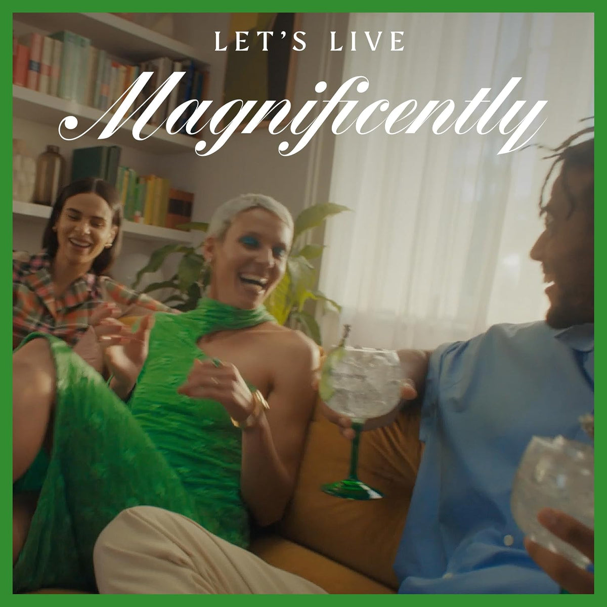 Tanqueray London Dry Gin | 41.3% vol | 1L | Award-Winning Premium Spirit | Distilled 4 Times | Made with 4 Gin Botanicals | Enjoy with Ice & Tonic