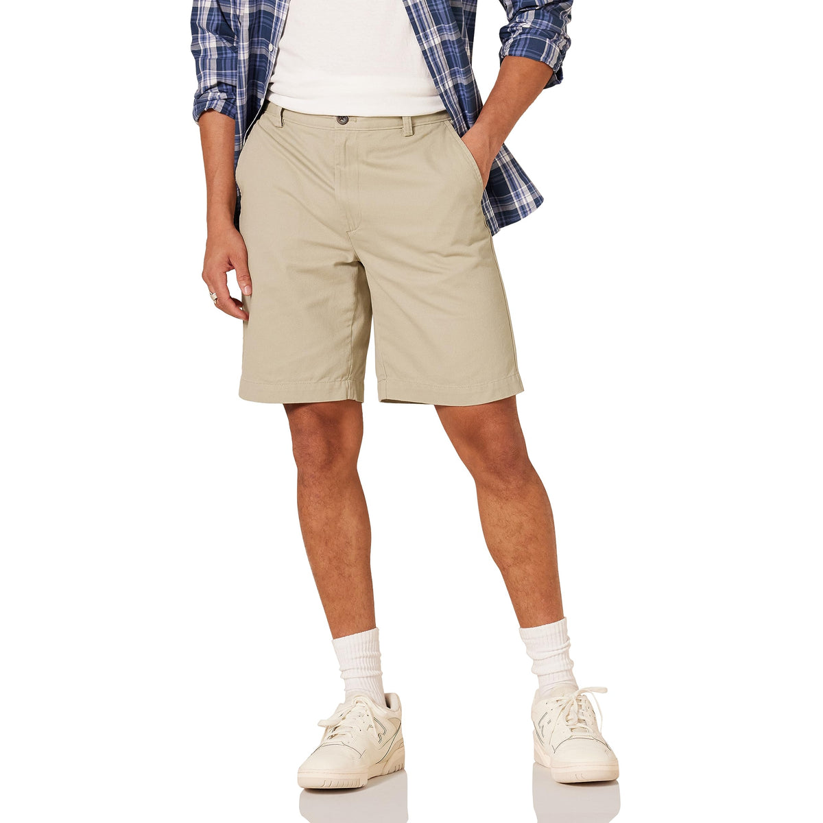 Amazon Essentials Men's Classic Fit 9" (23cm) Chino Shorts with Pockets