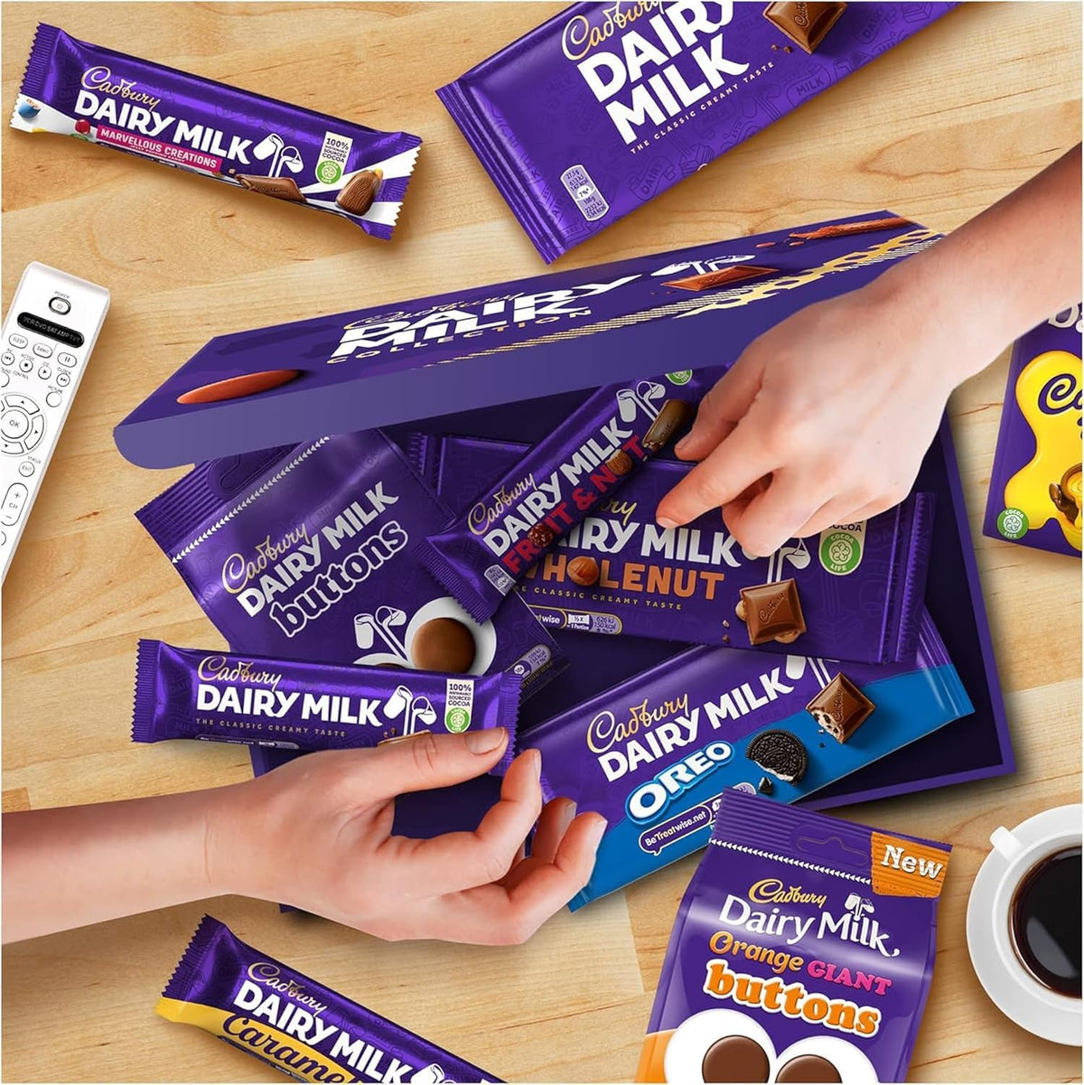 Cadbury Dairy Milk Chocolate Gift Bar, Extra-Large 850 g (Pack of 1)