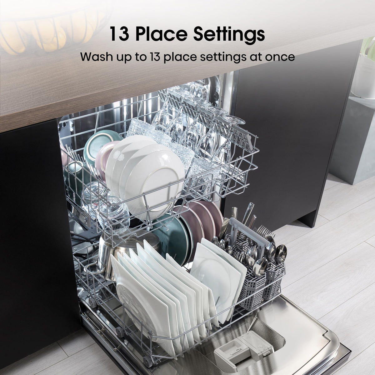 Hisense HS523E15WUK Slimline 10 Places Free Standing Dishwasher White with 30 Minutes Quick Wash [Energy Class E]