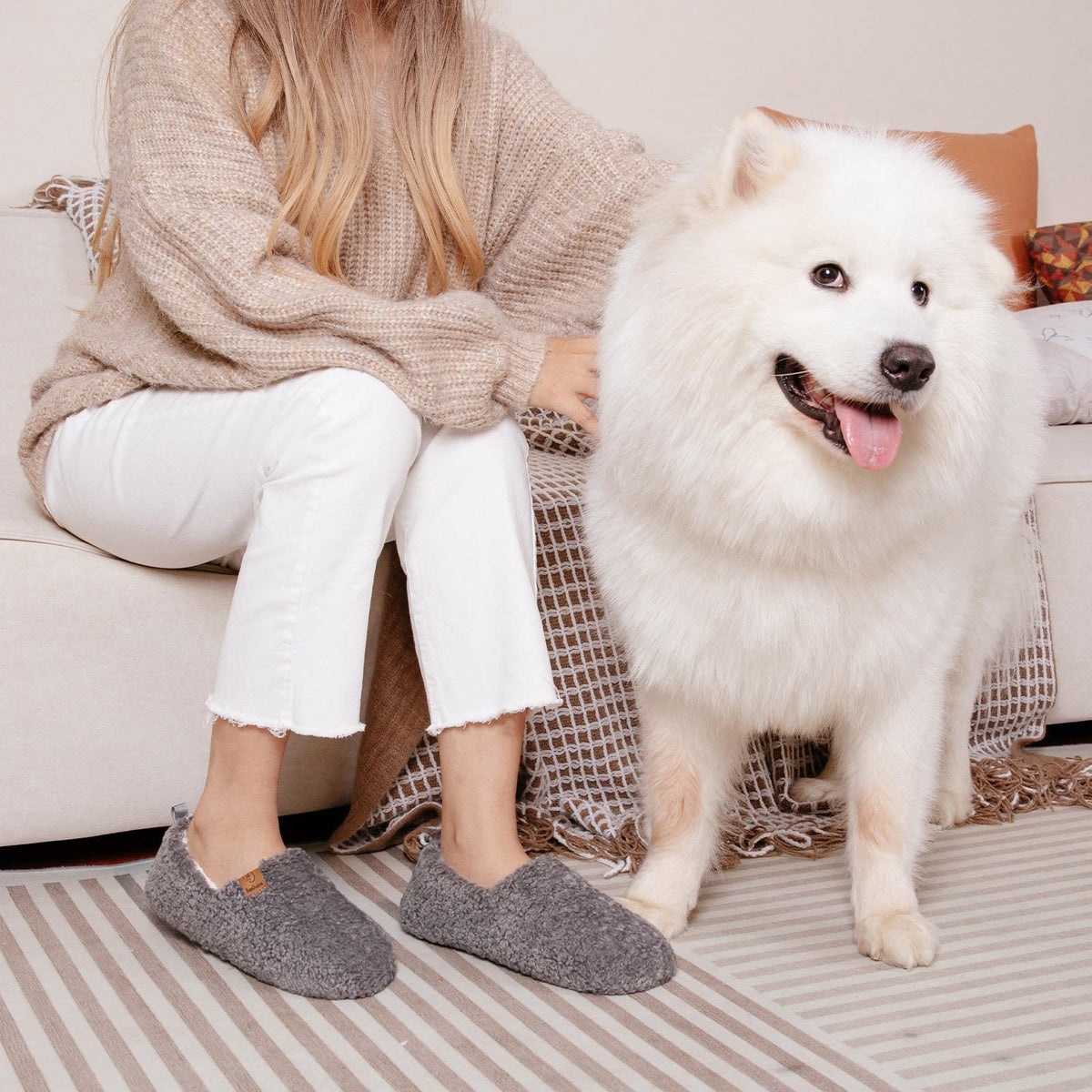 EverFoams Women's Fuzzy Full Slippers Faux Shearling Memory Foam