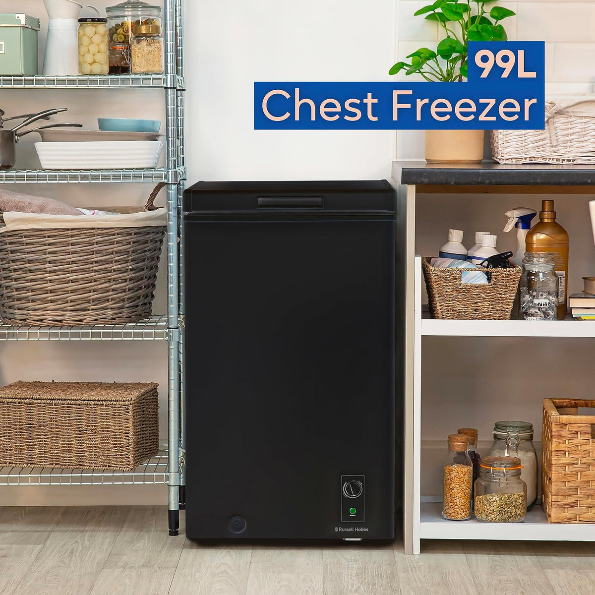 Russell Hobbs White Chest Freezer 143L Freestanding, Adjustable Thermostat, Chill or Freeze Function, 4 Star Freezer Rating & Suitable for Outbuildings & Garages RH142CF0E1W
