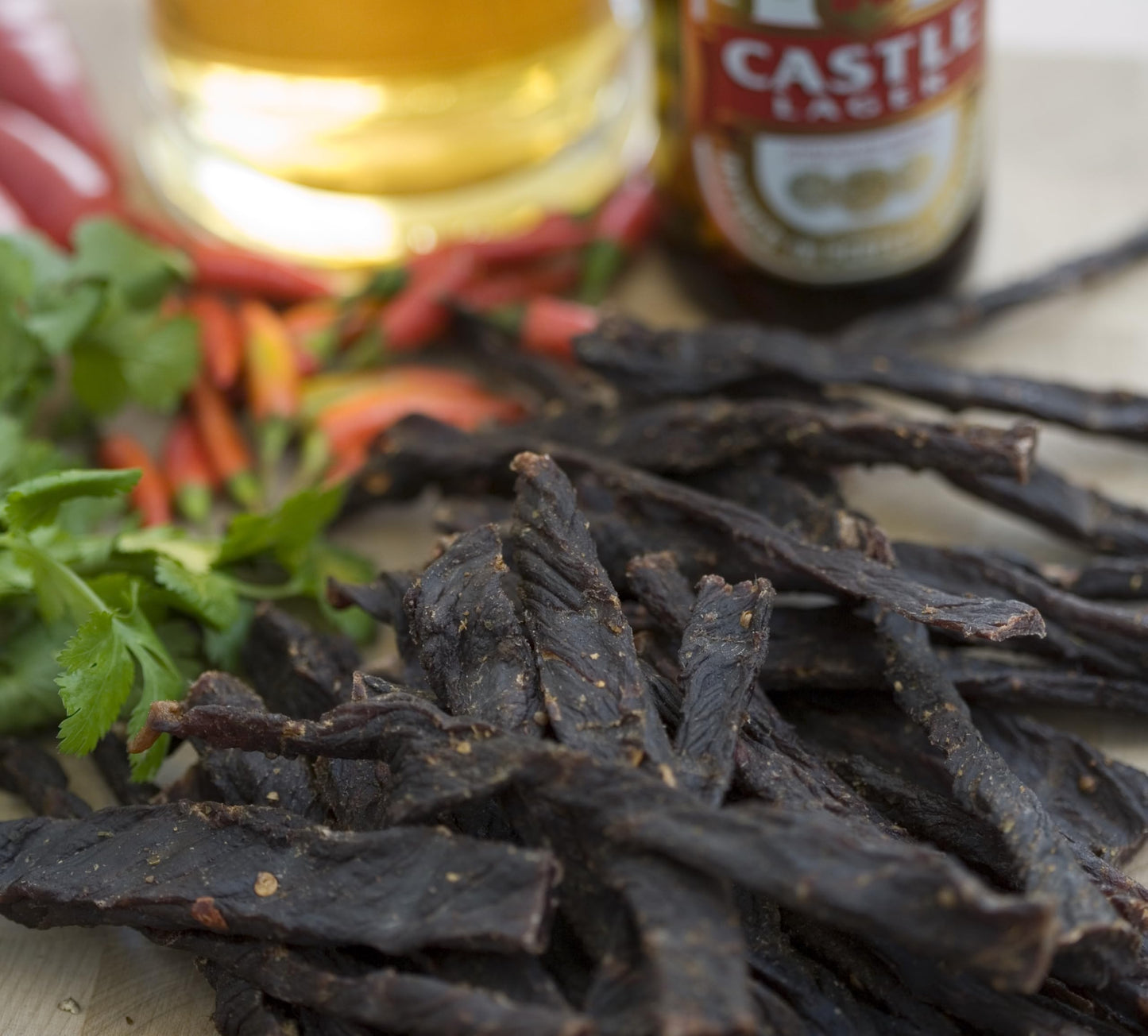 Hunters Biltong - 100g Beef Chilli Bites - Beef Snap Sticks - Authentic South African Biltong - High Protein Snacking for Pre or post work out - Low Sugar & Low Carb - Suitable for Paleo and Keto Diet