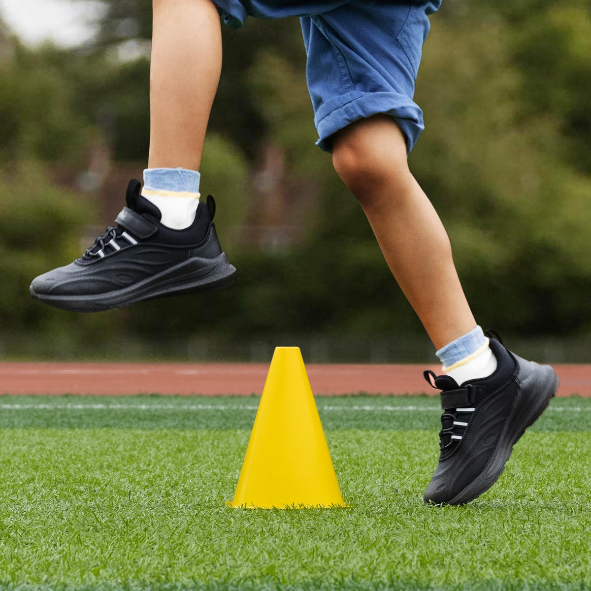 DREAM PAIRS Waterproof Boys Fashion Trainers