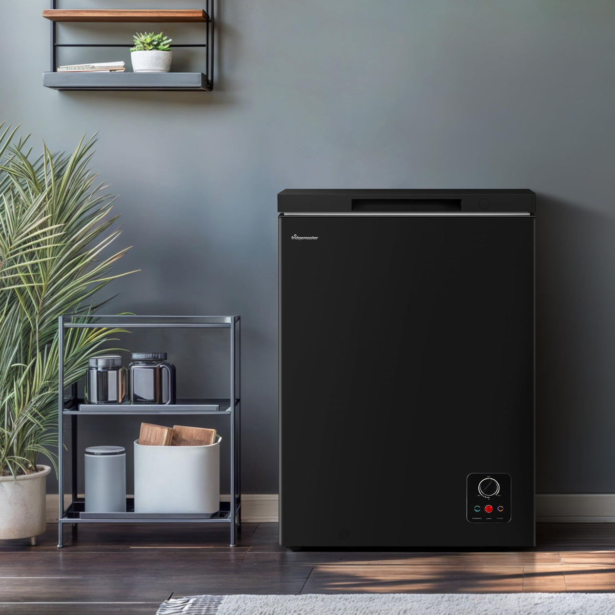 Fridgemaster White Chest Freezer, 97L Capacity, MCF100E， Freestanding, Mechanical Control, Winter Guard (-15°C), Low Noise 38dB, Basket Storage 858 (H) x 578 (W) x 444 (D) mm