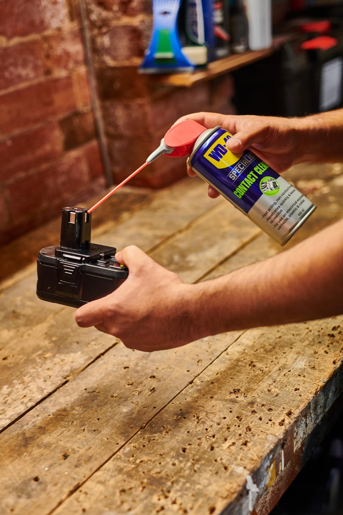 WD-40 Specialist Electrical Contact Cleaner Spray, Residue-Free - 400ml