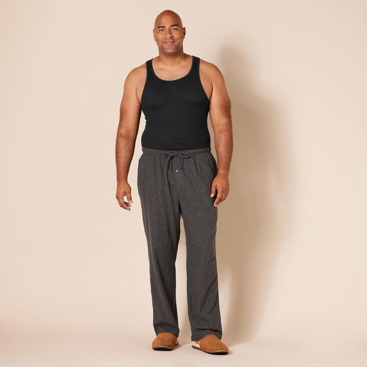 Amazon Essentials Men's Lightweight Tank Undershirts, Pack of 6