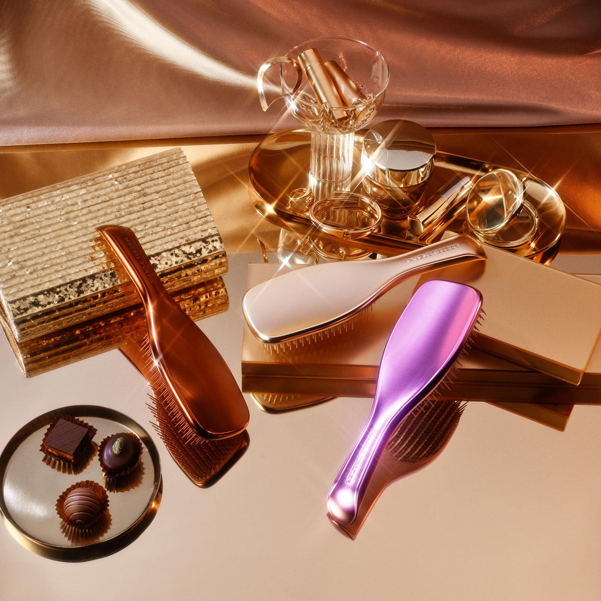 Tangle Teezer The Ultimate Detangler Straight to Curly Hairbrush