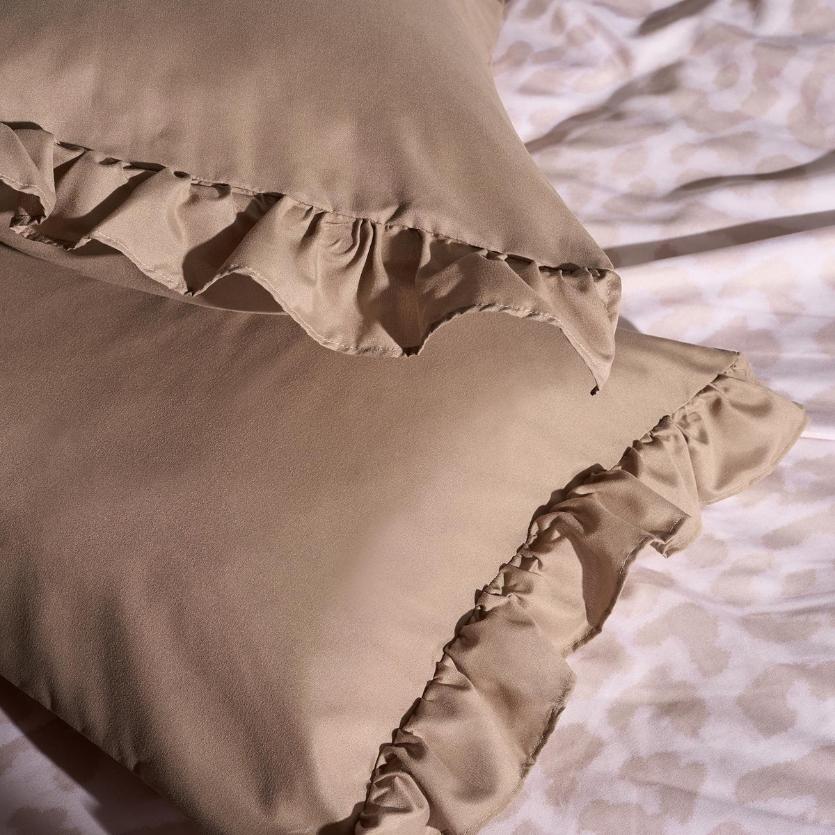 OHS Frill Edge Bedding Set Microfibre Decor Duvet Cover with Pillowcase