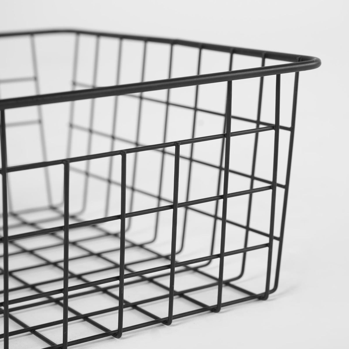 Wire Storage Basket Organiser Tidy Clothing Towel Holder Space Saving Solution