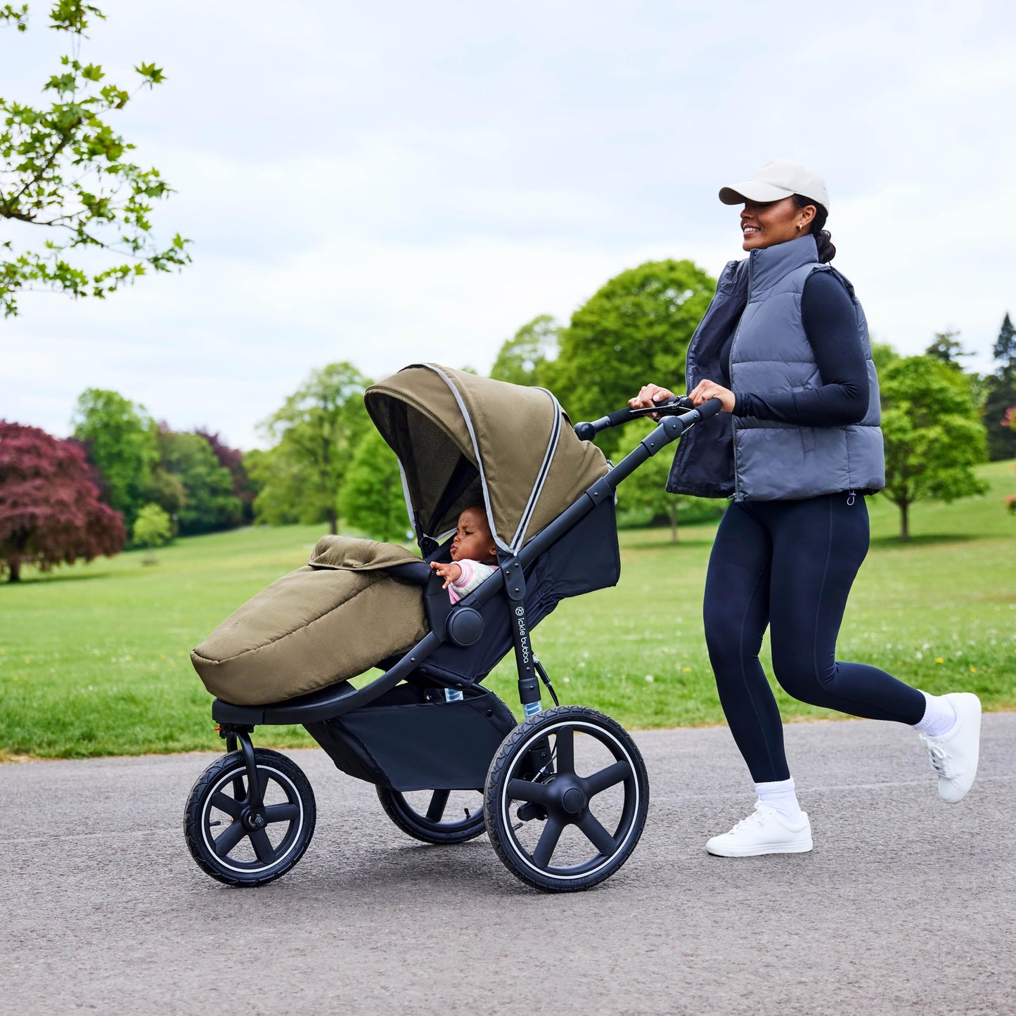 Ickle Bubba Venus Jogger Pro Max Stroller (Charcoal Grey) – All-Terrain 3-Wheel Pushchair from Birth to 22kg, Waterproof Hood & Footwarmer, Adjustable Handle, Cup Holder & Self-Locking Fold