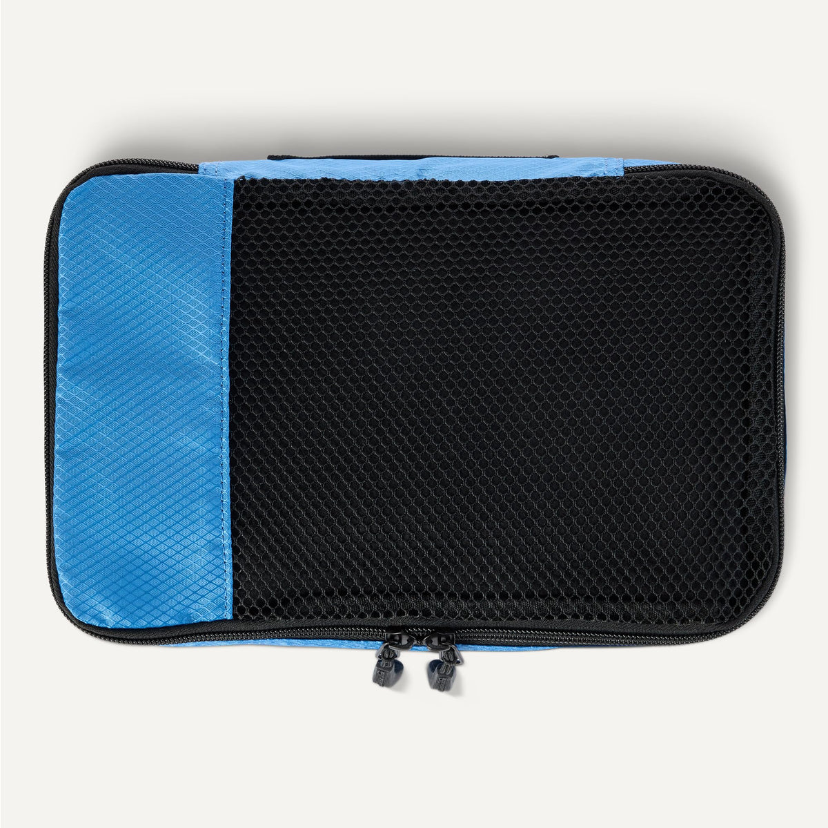 Amazon Essentials 4-Piece Packing Cubes Travel Accessories Set, Luggage Organiser with Double Zip, Mesh Top, 100% Polyester, Medium, Black (Previously Amazon Basics)