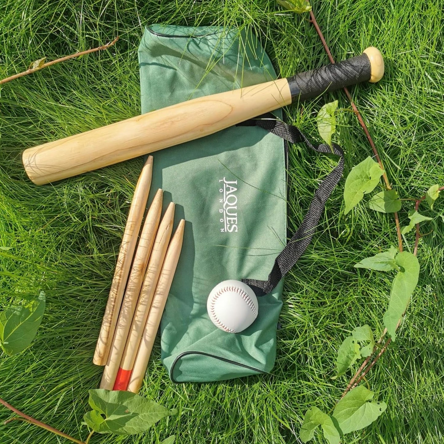Jaques of London Rounders Set Premium Set for Adults and Kids | With Safe Play Rounders Bat and Ball | Premium Rounders Kit | Great for Outdoor Games with the Family | Since 1795