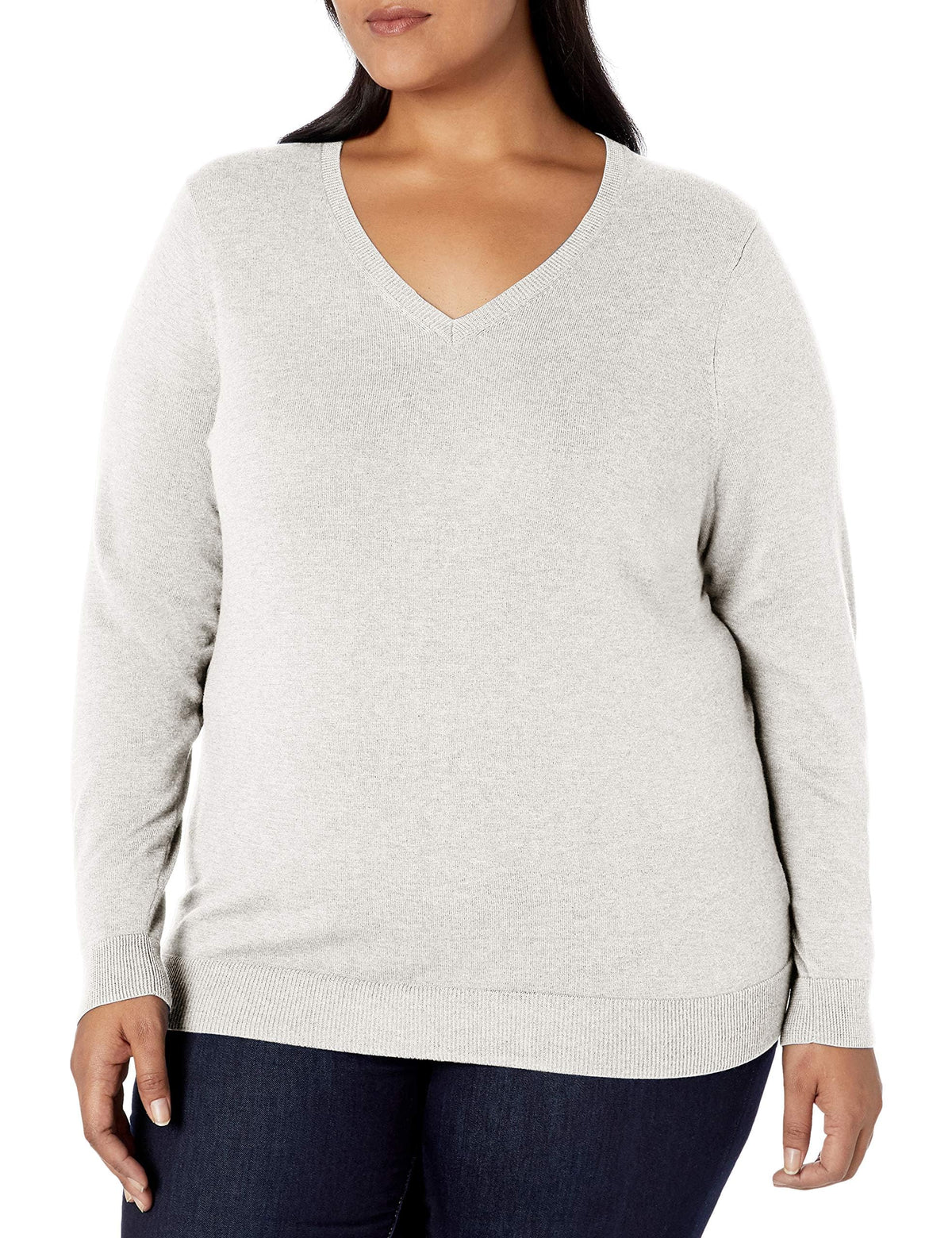 Amazon Essentials Women's Regular-Fit Lightweight Long-Sleeve V-Neck Jumper