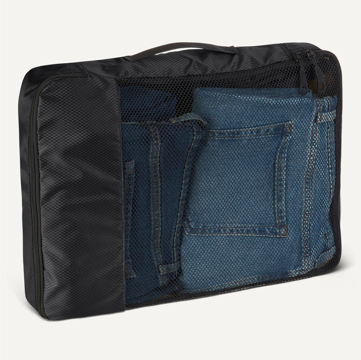Amazon Essentials 4-Piece Packing Cubes Travel Accessories Set, Luggage Organiser with Double Zip, Mesh Top, 100% Polyester, Medium, Black (Previously Amazon Basics)
