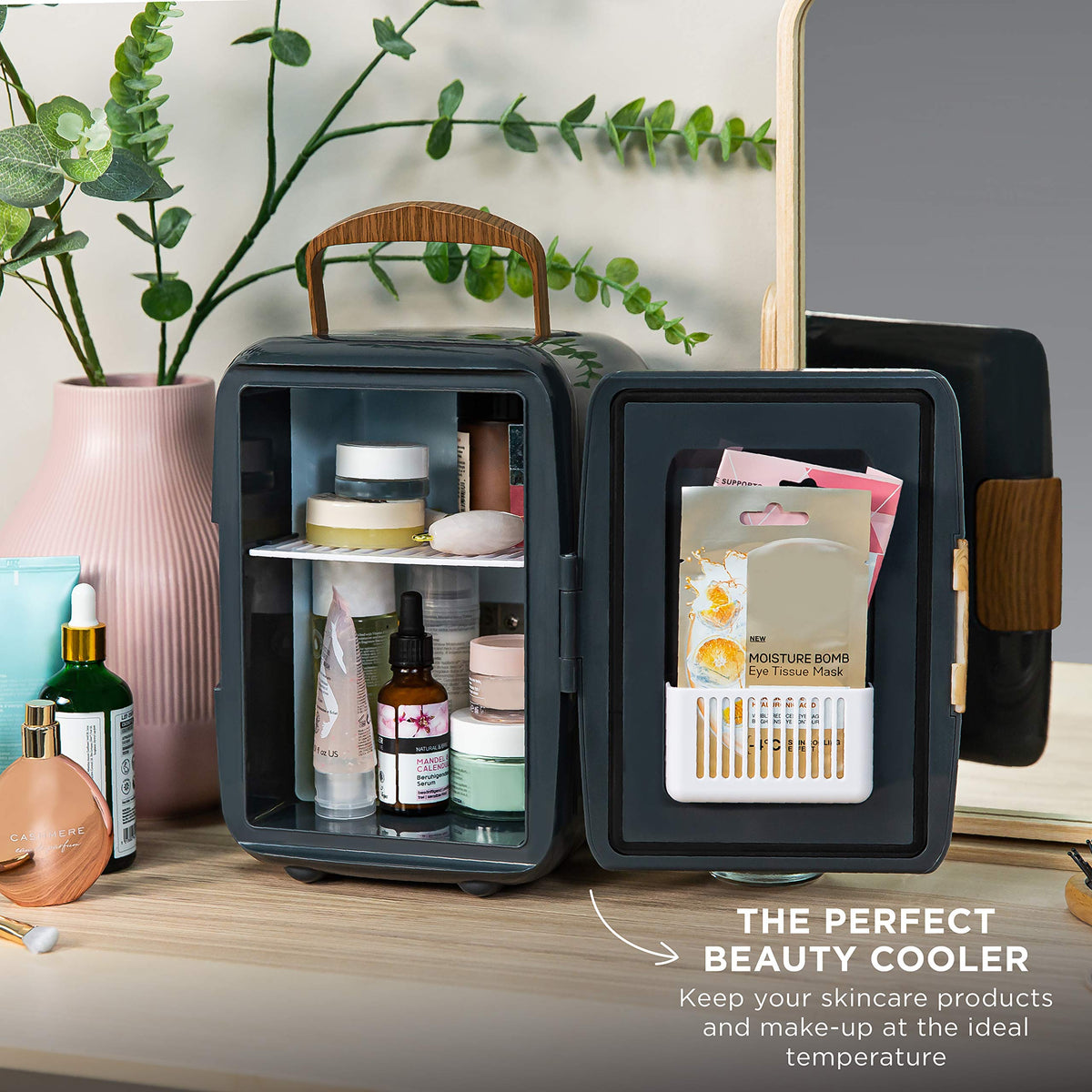 Russell Hobbs RH4CLR1001 4L/6 Can Portable Mini Cooler & Warmer for Drinks, Cosmetics/Makeup/Skincare, AC/DC Power, Retro Style, White, For Bedroom, Home, Caravan, Car