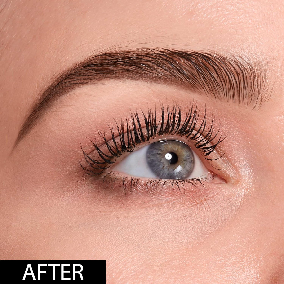 Maybelline Mascara, Lash Sensational Volumizing & Thickening, Eyelash Lengthening, Flake Free Formula, Layer Reveal Brush, Defining Mascara, Maybelline New York, Shade: Very Black