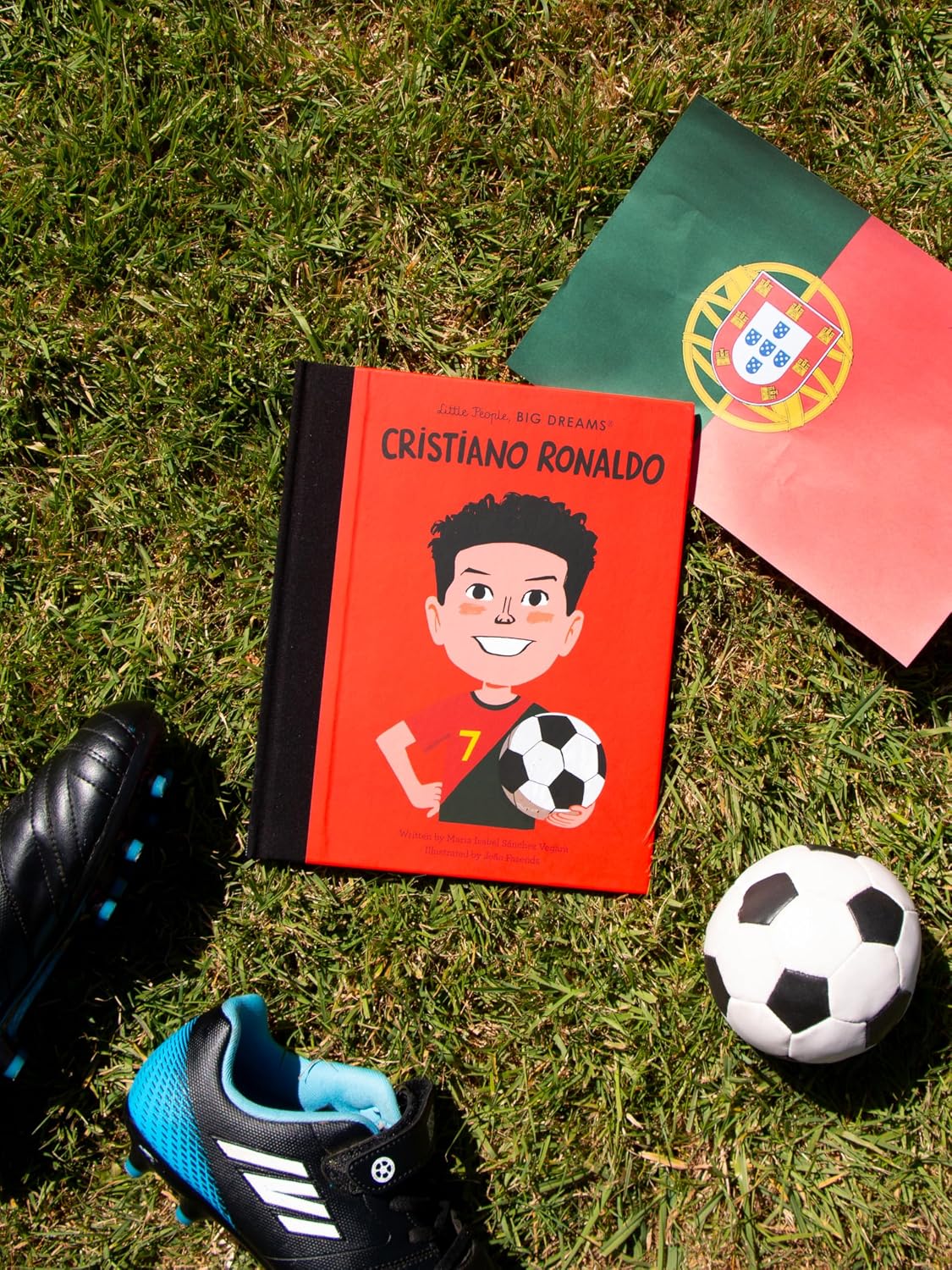 Cristiano Ronaldo: The Sunday Times Bestseller (143) (Little People, BIG DREAMS)