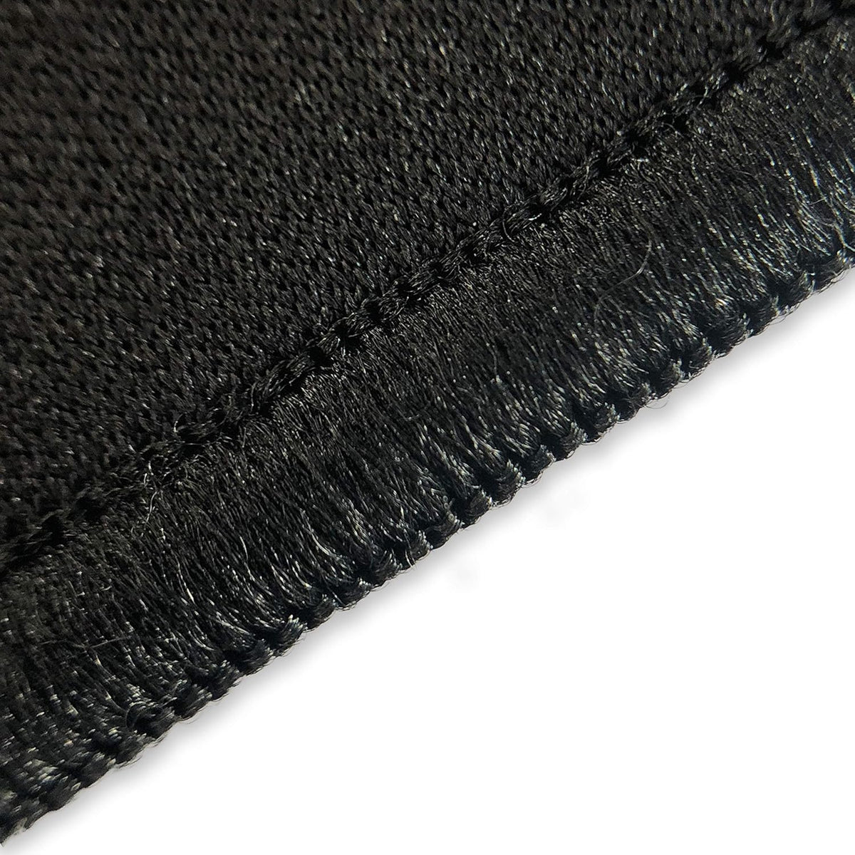 SteelSeries QcK Edge Cloth Gaming Mouse Pad - Never-fray Stitched Edges - Optimized For Gaming Sensors - Size L (450 x 400 x 2mm) - Black
