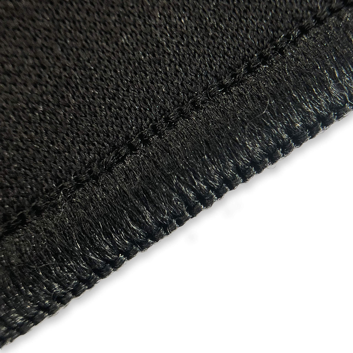 SteelSeries QcK Edge Cloth Gaming Mouse Pad - Never-fray Stitched Edges - Optimized For Gaming Sensors - Size L (450 x 400 x 2mm) - Black