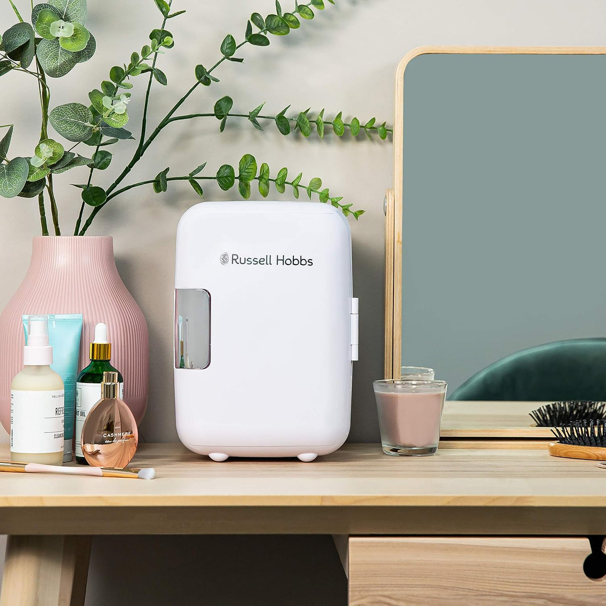 Russell Hobbs RH4CLR1001 4L/6 Can Portable Mini Cooler & Warmer for Drinks, Cosmetics/Makeup/Skincare, AC/DC Power, Retro Style, White, For Bedroom, Home, Caravan, Car