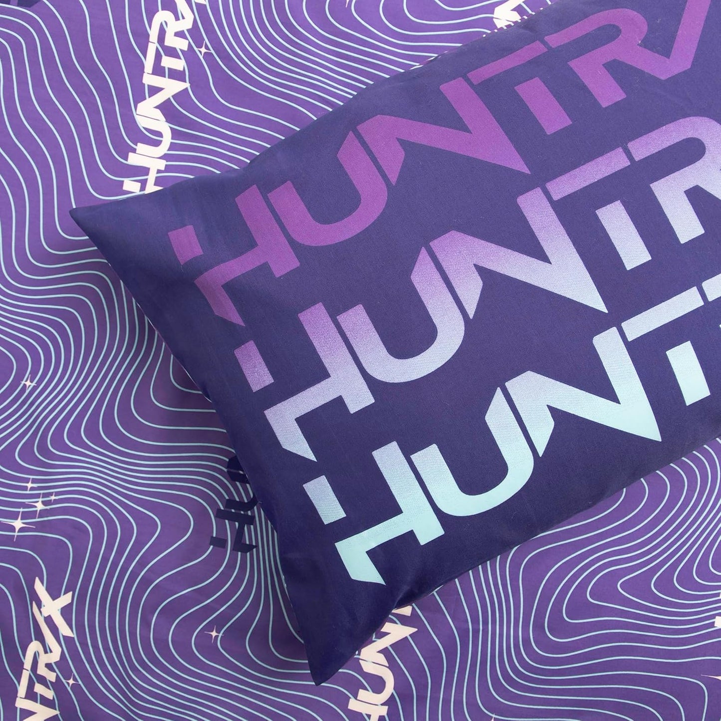 K Pop Demon Hunters Officially Licenced Single Duvet Cover Set | Huntrix Power Design | Reversible 2 Sided Bedding Including Matching Pillow Case | Perfect For Kids Bedroom | Polycotton