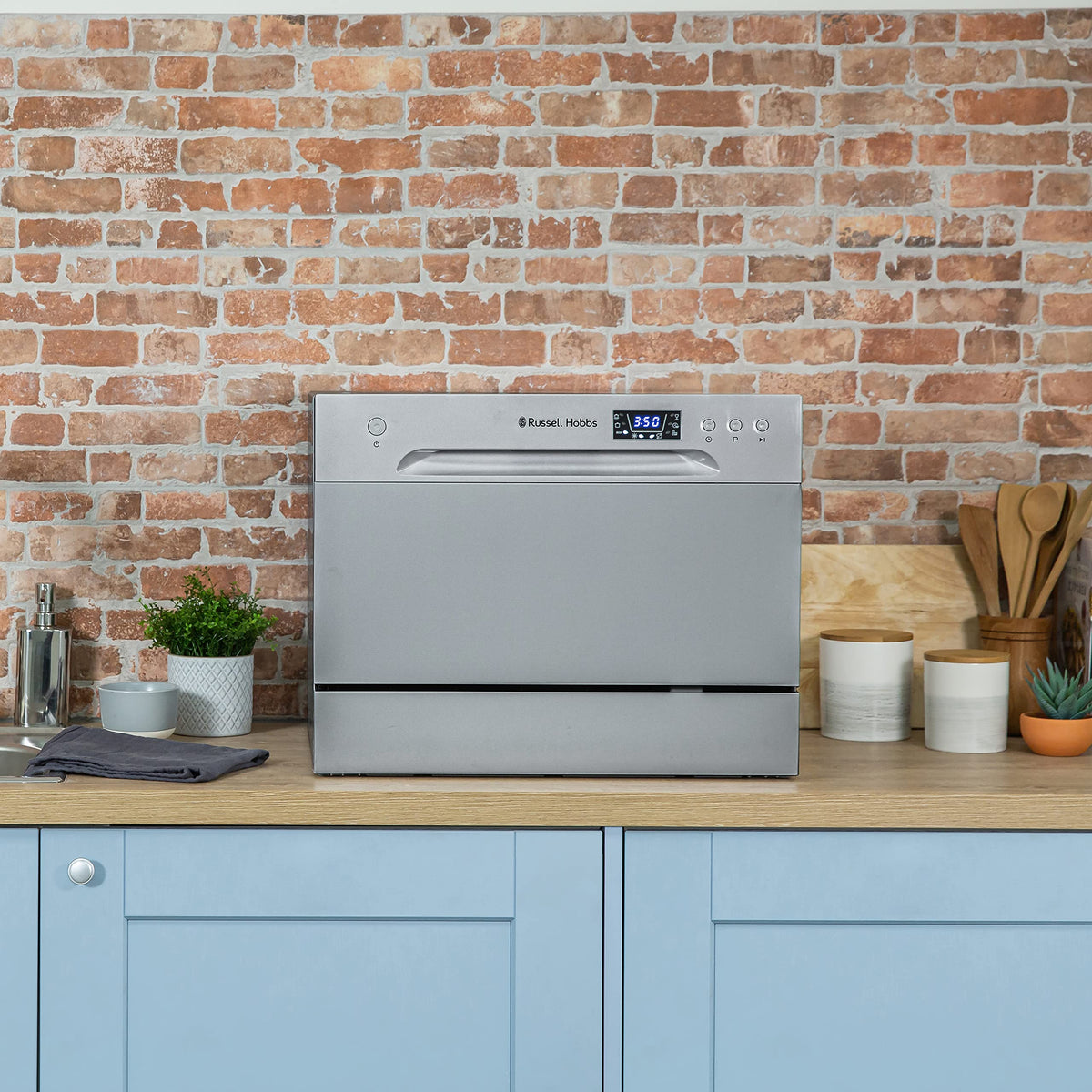 Russell Hobbs Table Top Dishwasher Compact Mini with 6 Place Settings, LED Display, Button Control, 6 Programmes, Portable & Efficient, 24hr Timer, Rinse & Eco Mode in White, RH6TTDW0D1W