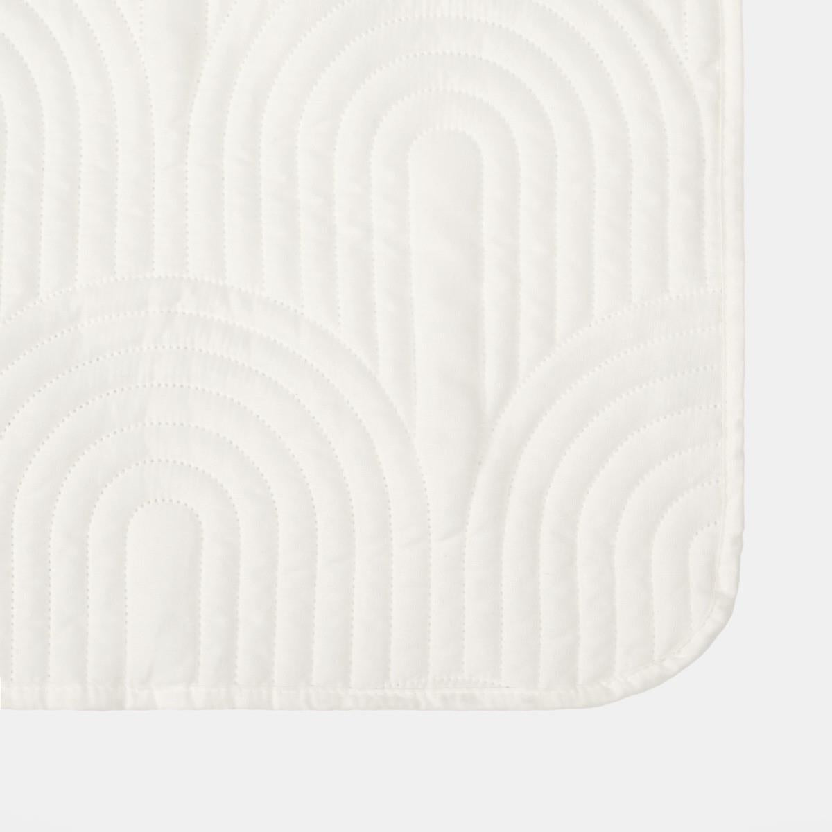 OHS Quilted Arches Throw Pinsonic Blanket Winter Soft Warm Bedspread