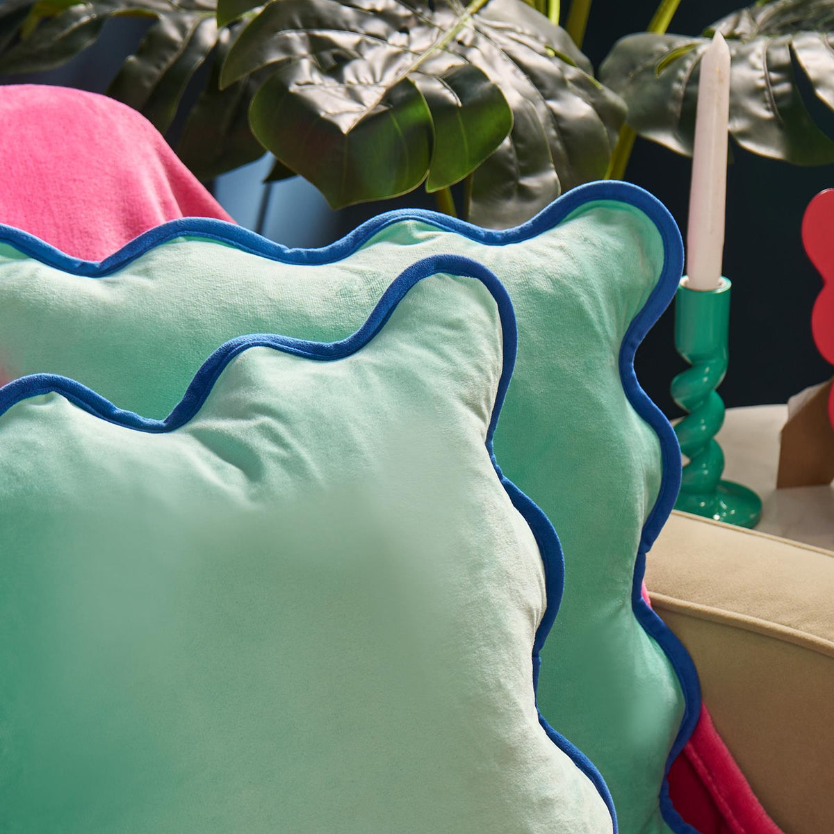 OHS Scallop Edge Cushion Covers Matte Velvet Square Pillowcases Filled Multipack