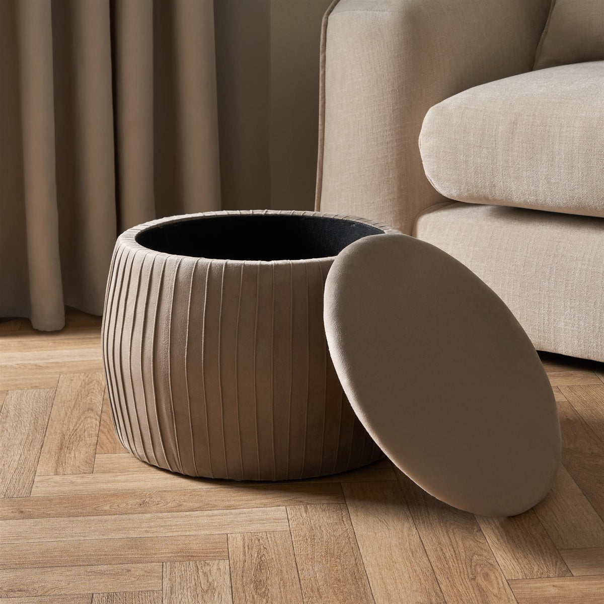 Ottoman Storage Stool Matte Velvet Pleated Home Decor Vanity Pouffe Chair Seat