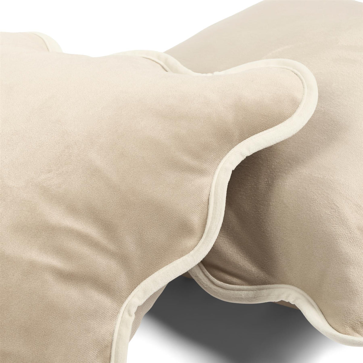 OHS Scallop Edge Cushion Covers Matte Velvet Square Pillowcases Filled Multipack