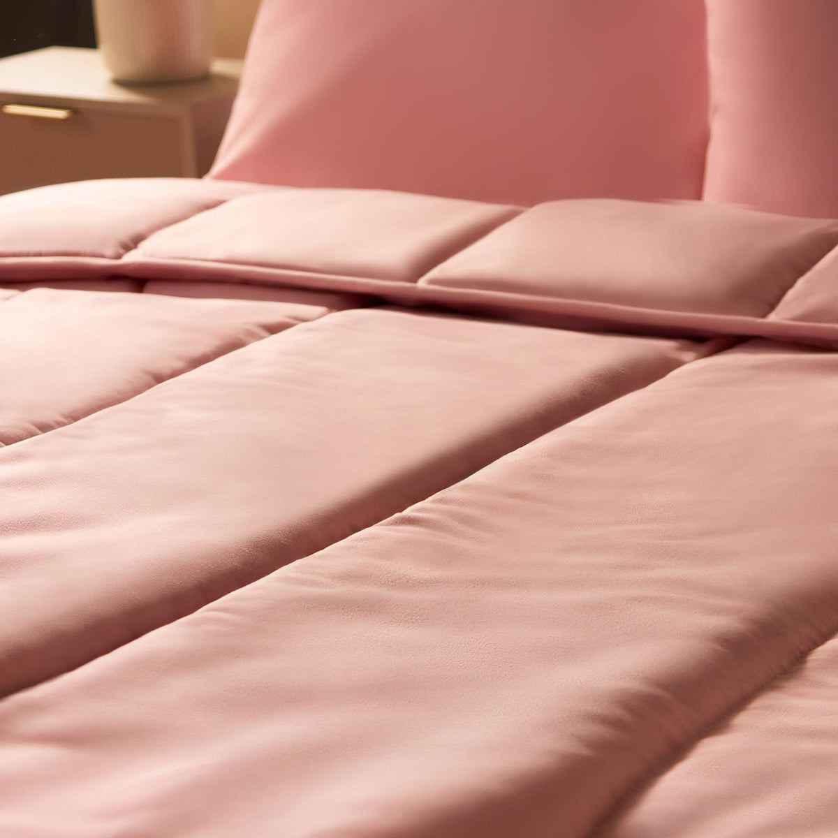 OHS Coverless Duvet & Pillowcase 10.5 Tog Bedding Set Easy Care Reversible