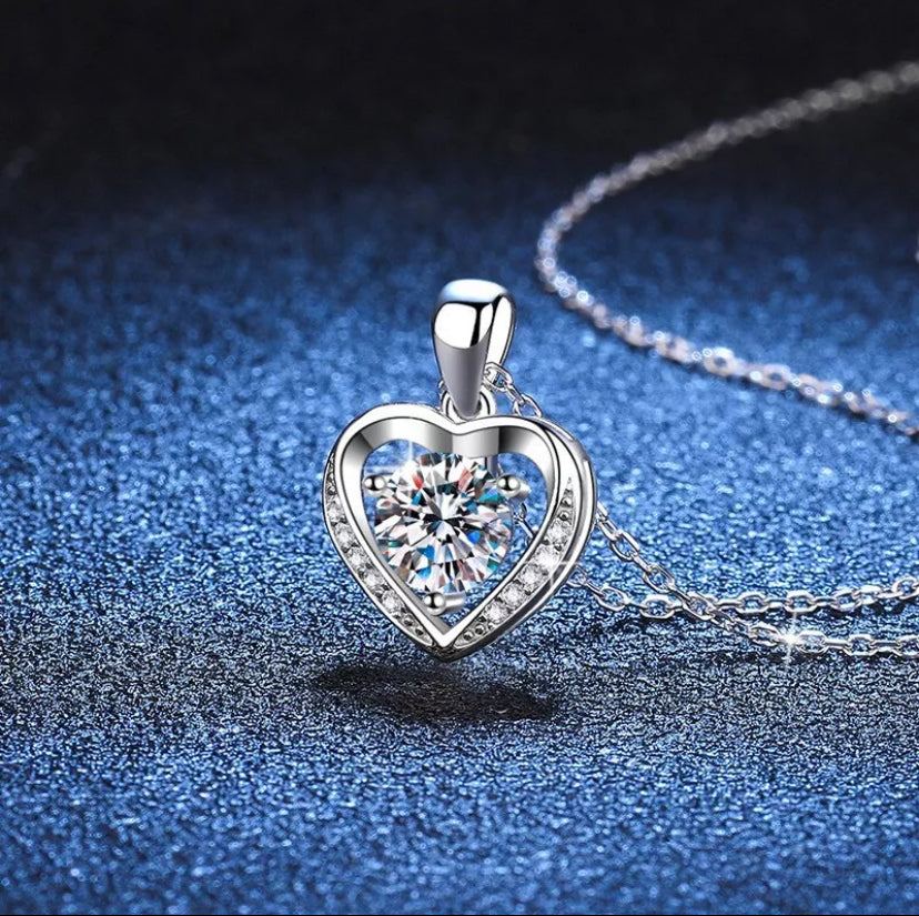 925 Sterling Silver Crystal Love Heart Pendant Necklace Women Jewellery Gift