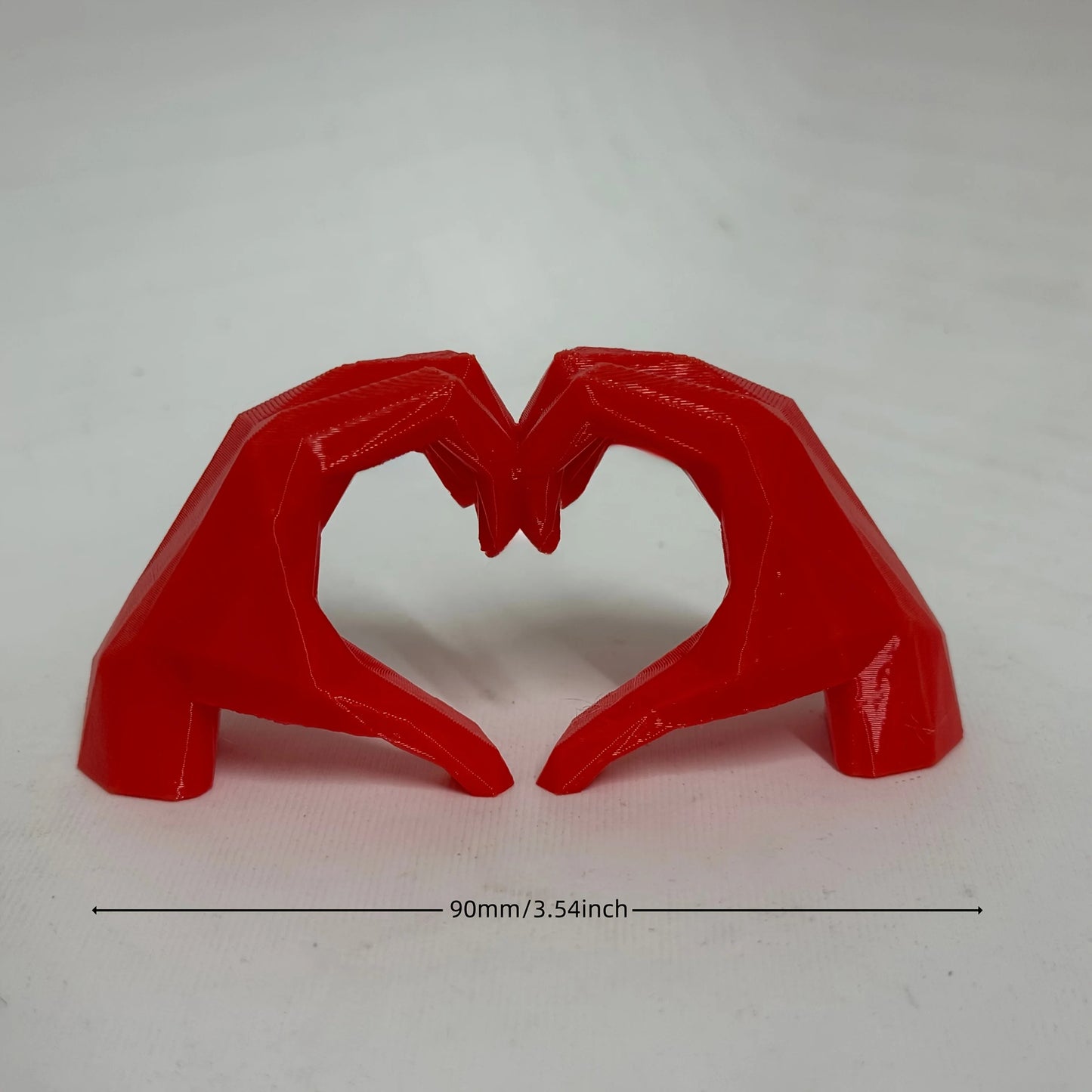 Valentine's Day gift，Hand-shaped heart sculpture ornament, the hands form a heart full of ingenuity. It serves as a romantic