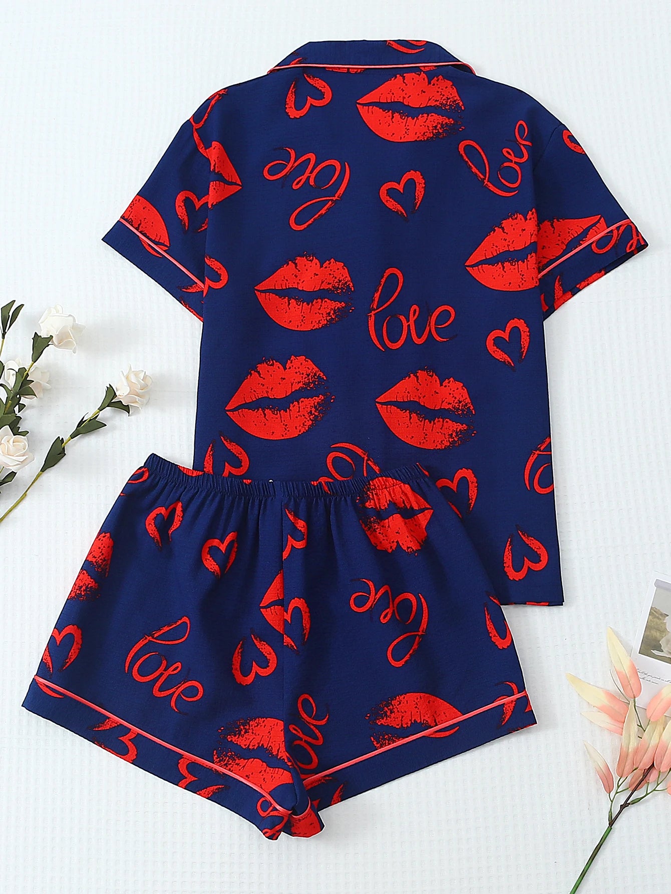 [Valentine's Day] 2-Piece Pajama Set with Lip Print, Short-Sleeved Shorts, Women's Pajamas, Loungewear Set Suitable for Home Use