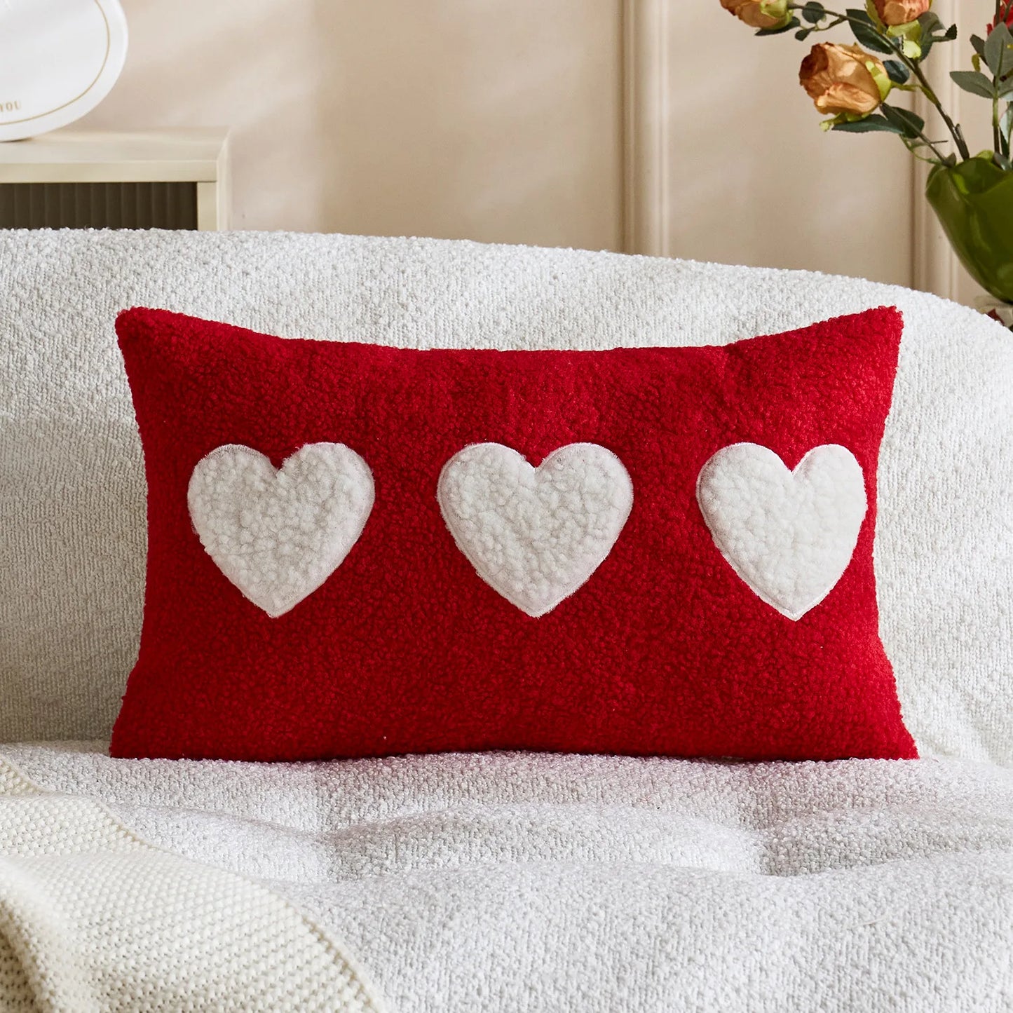 1/2Pcs Valentines Day Throw Pillow Covers 30x50cm Love Heart Embroideried Cushion Covers Red Plush Faux Fur Throw Pillow Cases