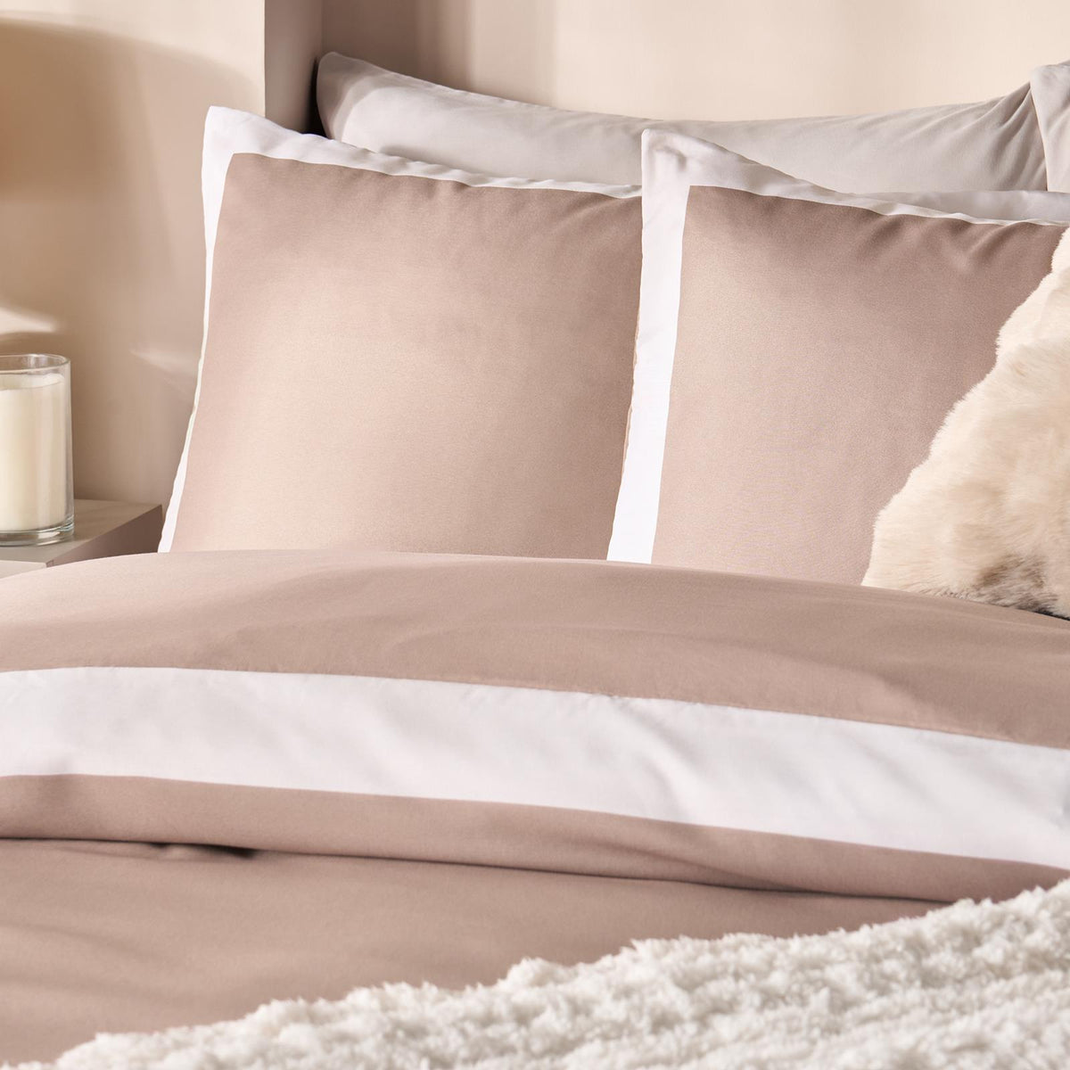 OHS Contrast Border Bedding Set Soft Microfibre Duvet Cover with Pillowcases