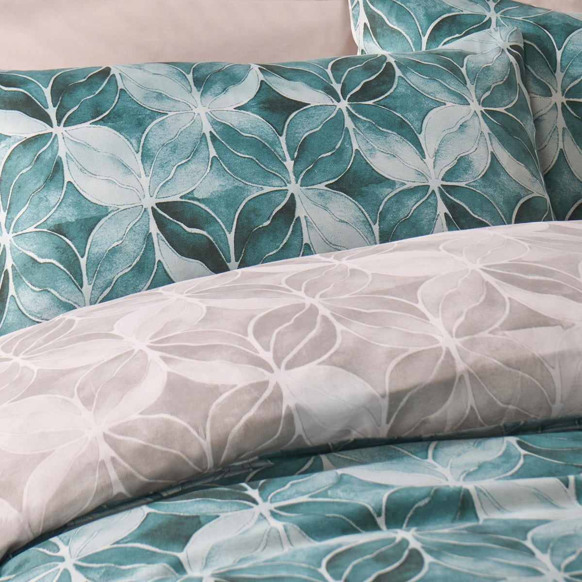 Geo Duvet Cover Set Quilt Pillowcase Watercolour Soft Bedding Double King Size