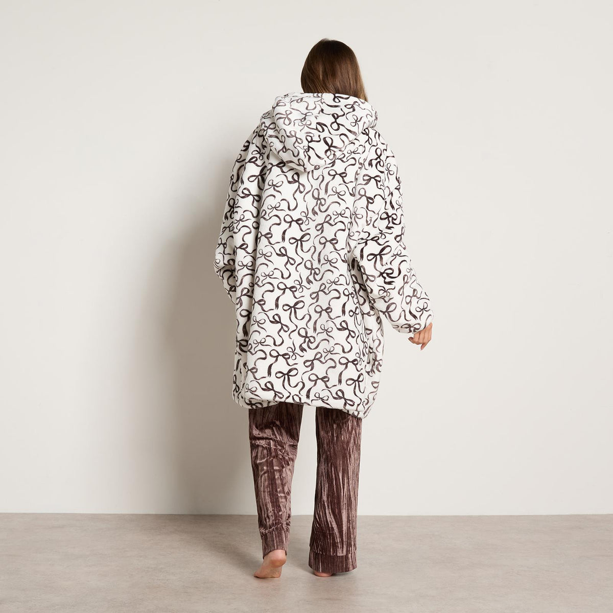 OHS Bows Print Hooded Blanket Adult Kids Sherpa Lined Winter Family Hoodie