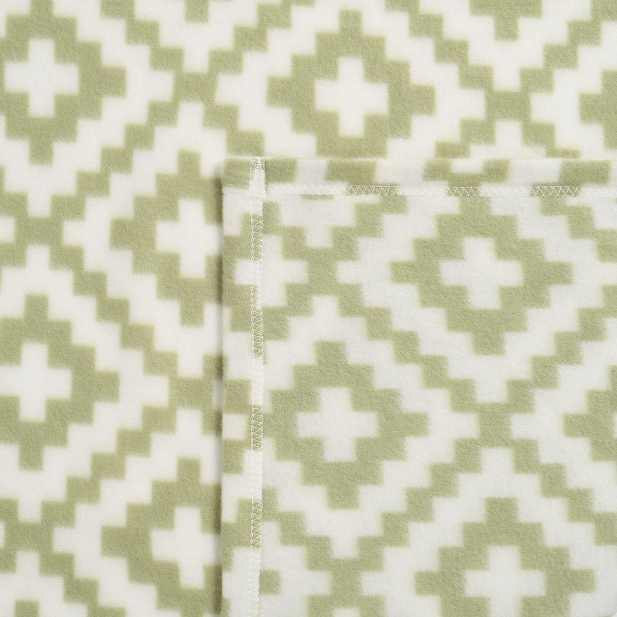 Geo Tile Throw Over Bed Blanket Travel Garden Chair Soft Fleece Warm Bedspread