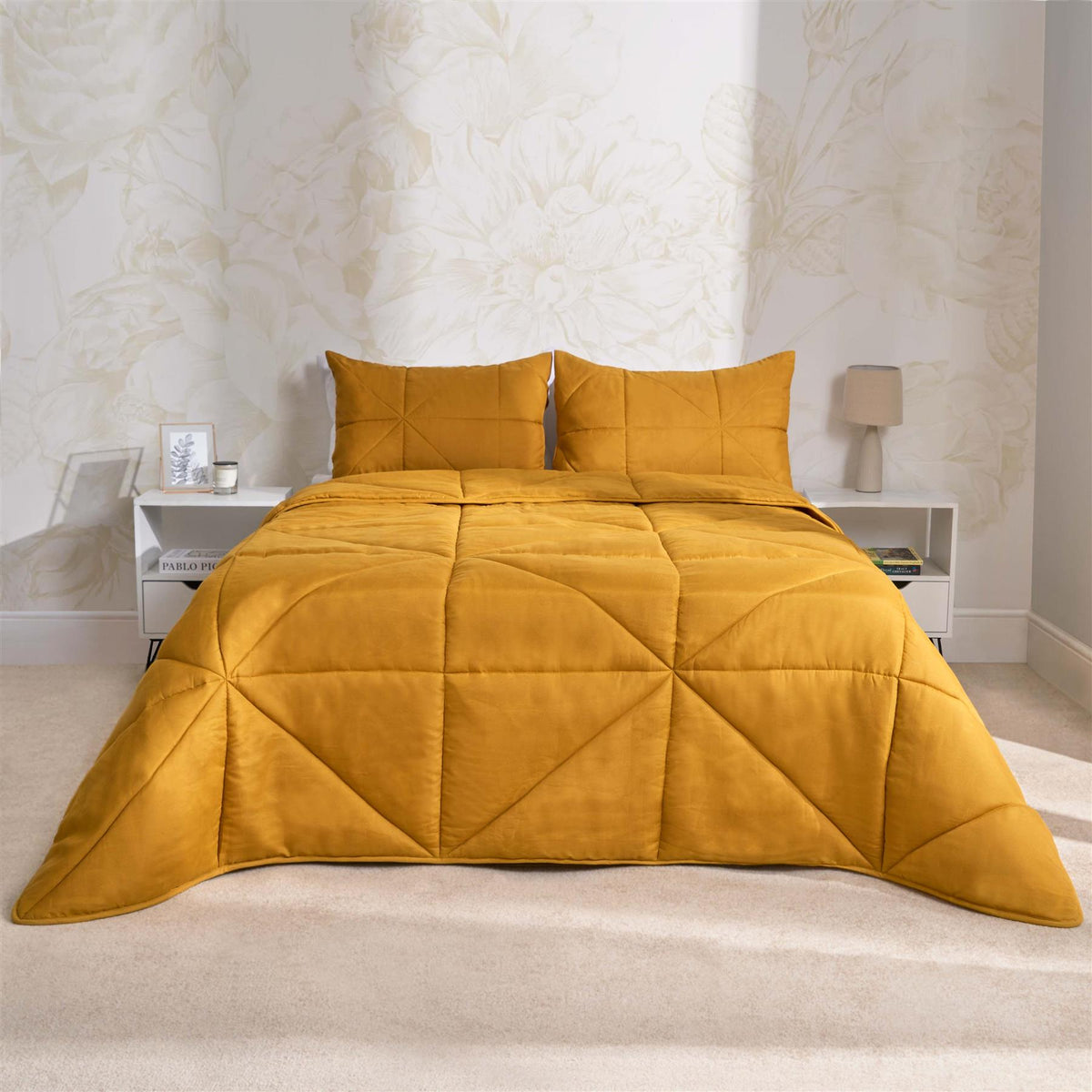 OHS Coverless Duvet Geo Quilted 7.5 TOG Bedding Set with Pillowcase Double King